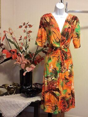 NWOT KAPALUA Unique Design Dress Premium Quality Multi Color Midi Dresses 12